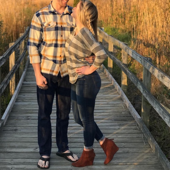 Meet your Posher! - Picture 5 of 5